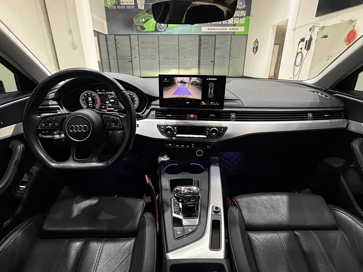 Фото 6 - Audi A4L