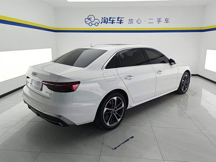 Фото 3 - Audi A4L