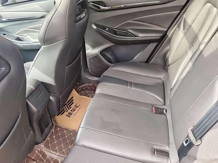 Фото 8 - Changan Oshan X5