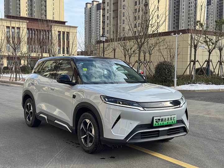 Фото 3 - BYD Yuan Up