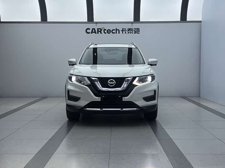 Фото 2 - Nissan X-Trail