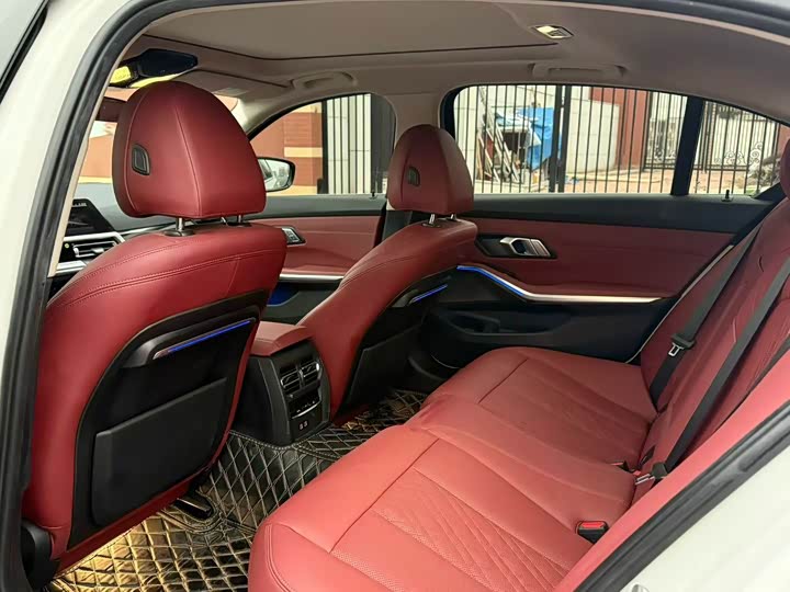 Фото 5 - BMW 3 Series