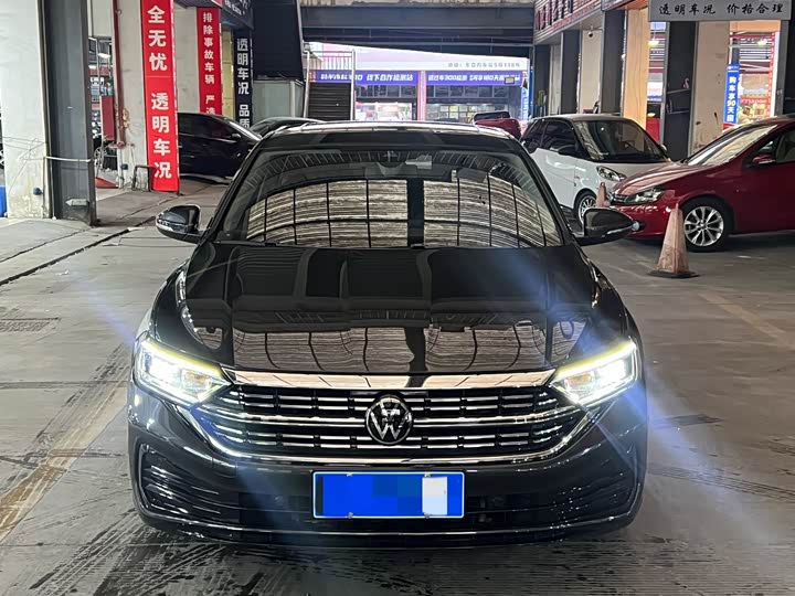 Фото 2 - Volkswagen Sagitar L