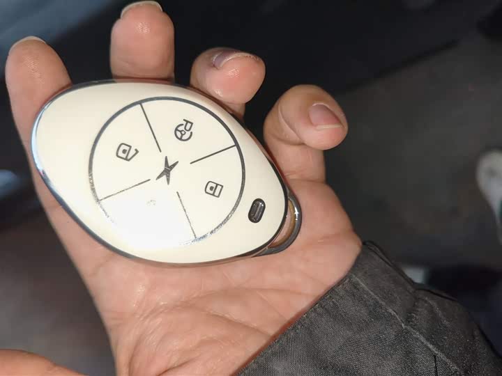 Фото 9 - XPeng P7