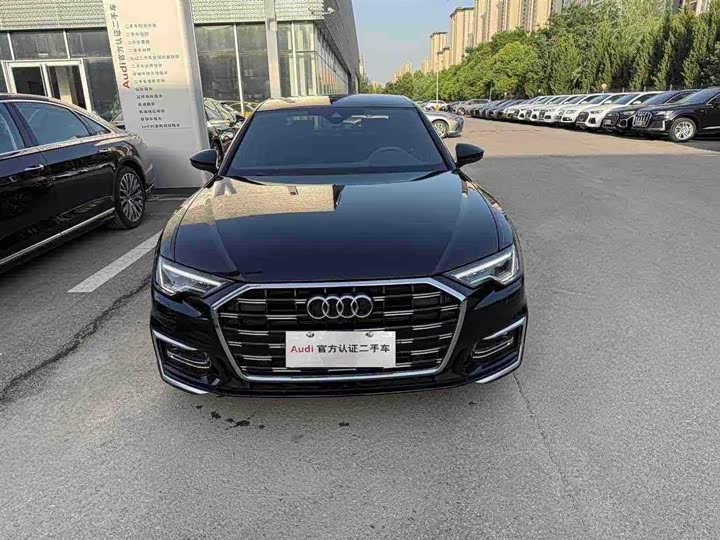 Фото 2 - Audi A6L