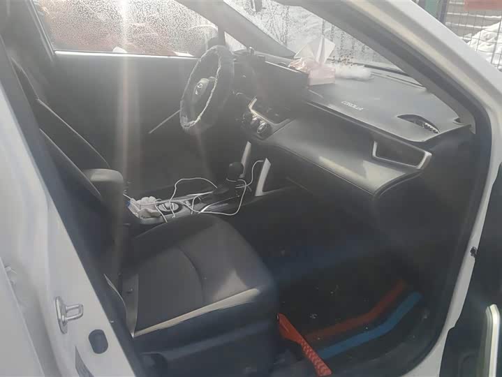 Фото 8 - Toyota Corolla Cross