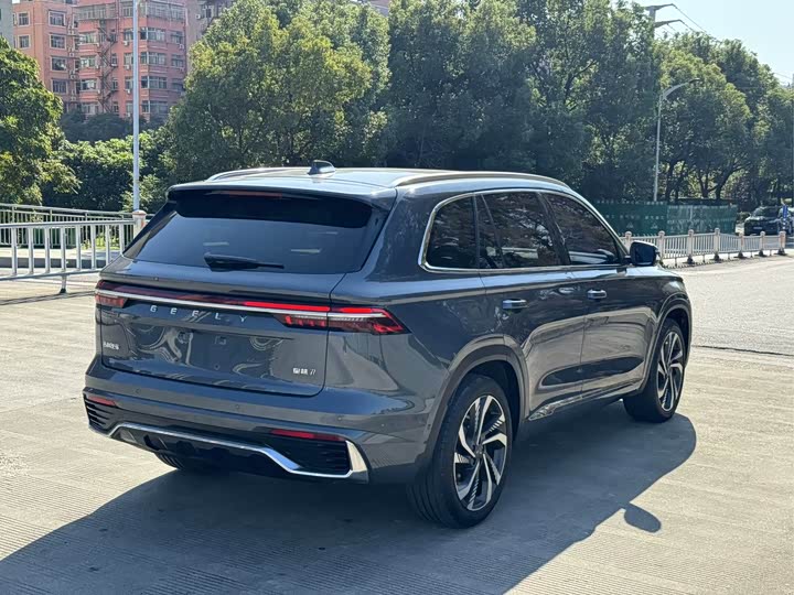 Фото 5 - Geely Monjaro