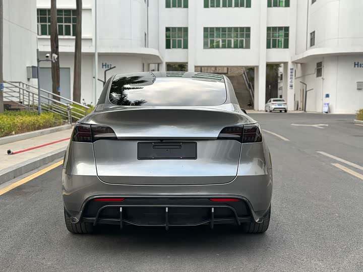 Фото 5 - Tesla Model Y