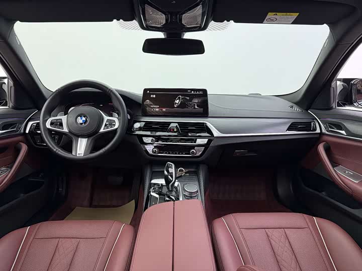 Фото 5 - BMW 5 Series