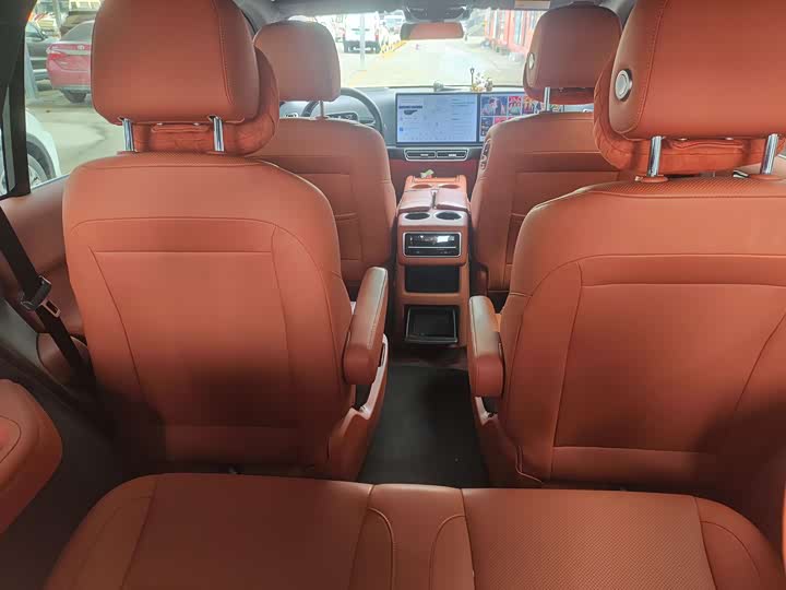 Фото 7 - LiXiang L8