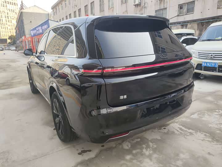 Фото 8 - LiXiang L8