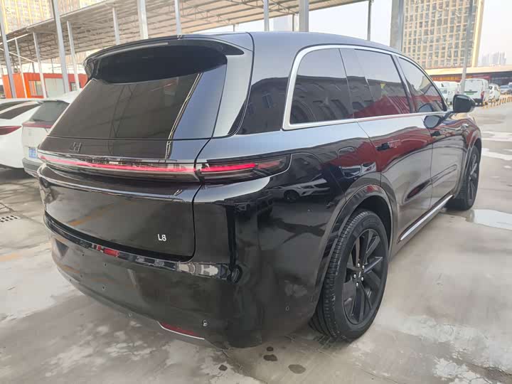 Фото 9 - LiXiang L8