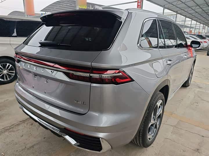 Фото 7 - Geely Monjaro