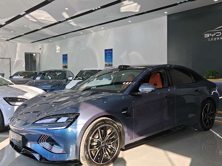 Фото 1 - BYD Seal