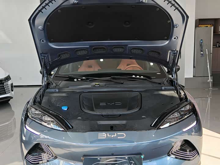 Фото 2 - BYD Seal