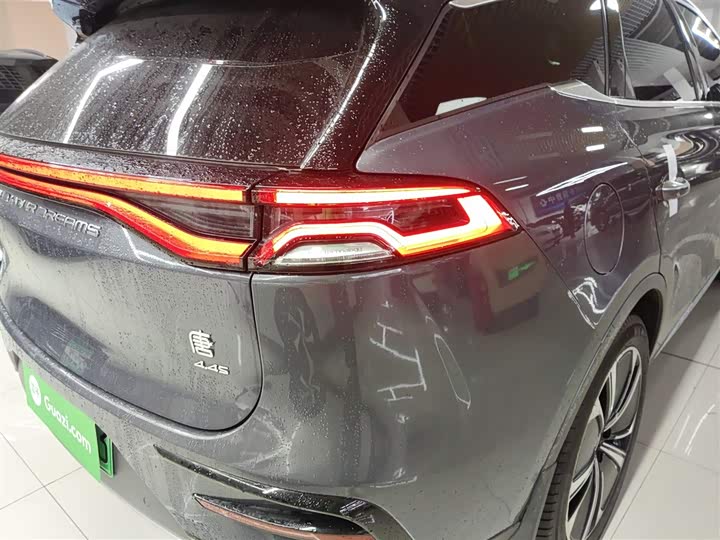 Фото 8 - BYD Tang Hybrid/EV