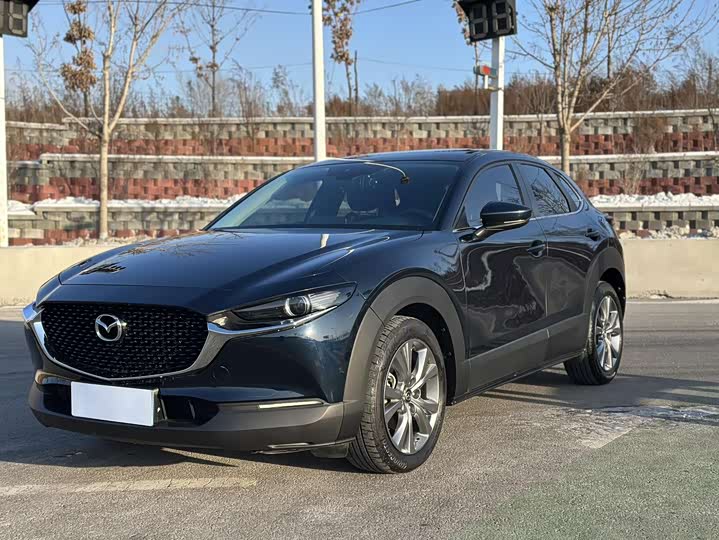 Фото 1 - Mazda CX-30