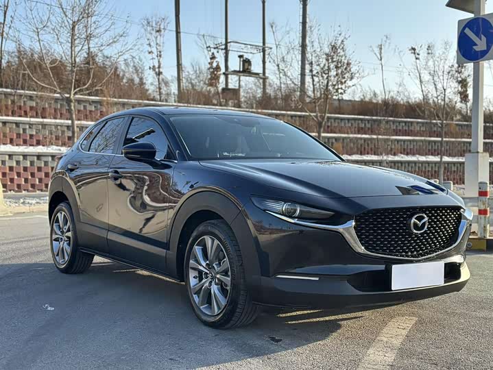 Фото 3 - Mazda CX-30