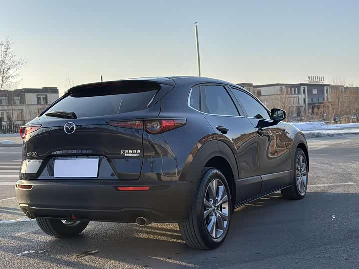 Фото 7 - Mazda CX-30