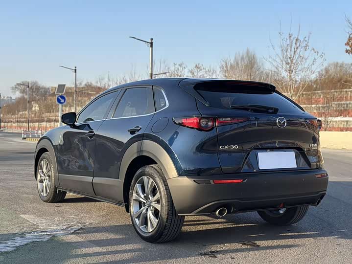 Фото 9 - Mazda CX-30