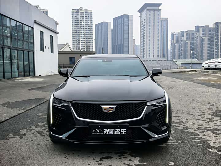 Фото 2 - Cadillac CT4