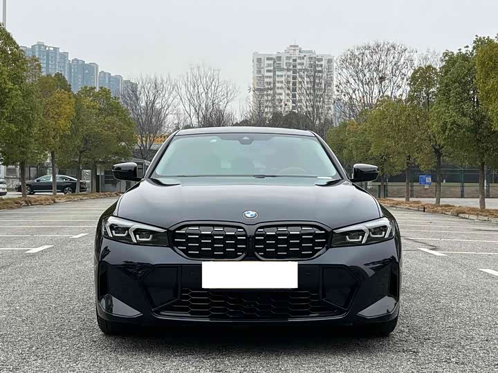 Фото 2 - BMW 3 Series