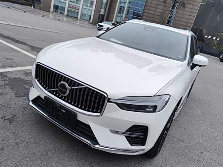 Фото 1 - Volvo XC60