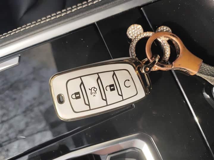 Фото 9 - Changan CS85 Coupe