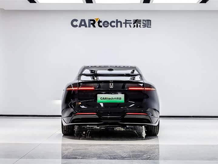 Фото 6 - Avatr 06