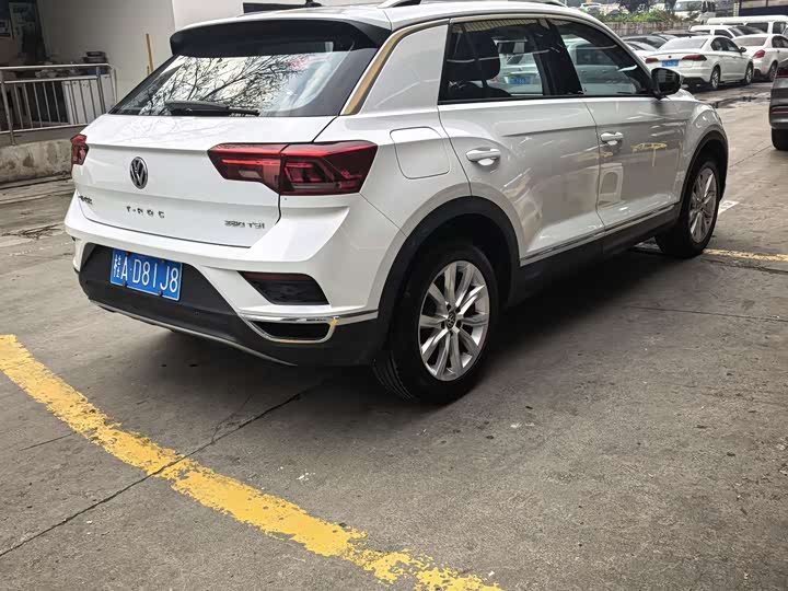 Фото 4 - Volkswagen T-Roc