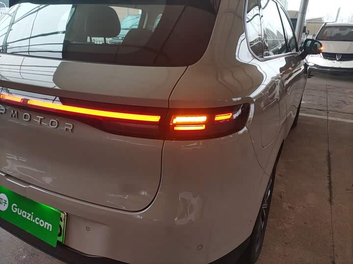 Фото 8 - Leapmotor B10