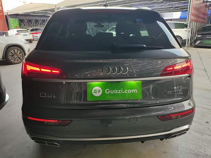 Фото 6 - Audi Q5L