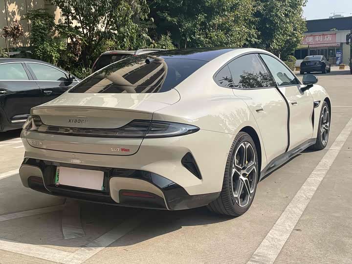 Фото 9 - Xiaomi SU7