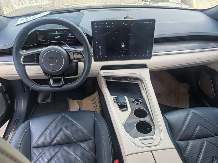 Фото 9 - Zeekr 001