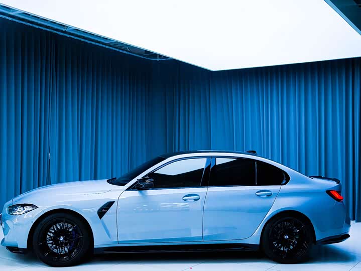 Фото 2 - BMW M3