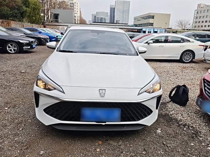 Фото 3 - Roewe i5