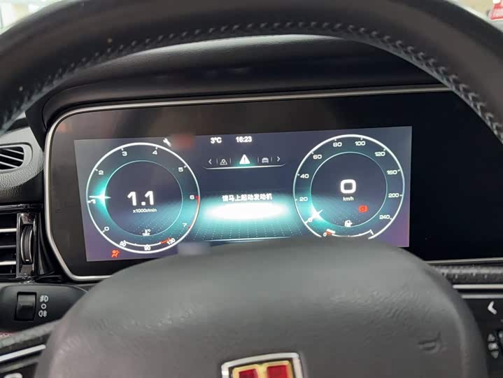 Фото 4 - Hongqi HS5