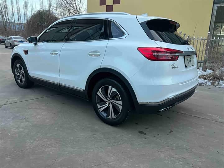 Фото 9 - Hongqi HS5