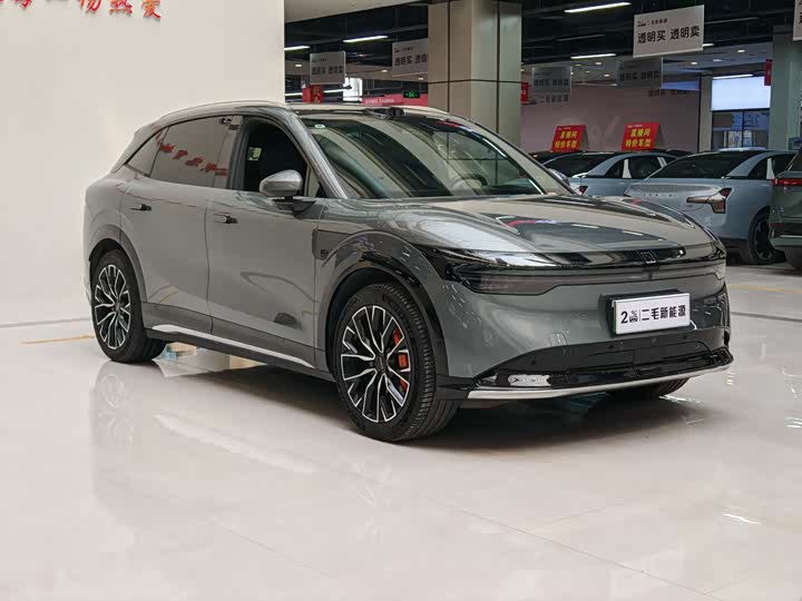 Фото 3 - Zeekr 7X