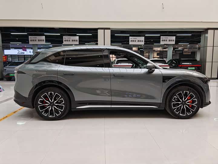 Фото 7 - Zeekr 7X