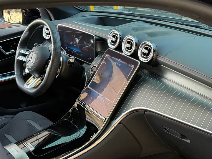 Фото 9 - Mercedes-Benz GLC-Class AMG