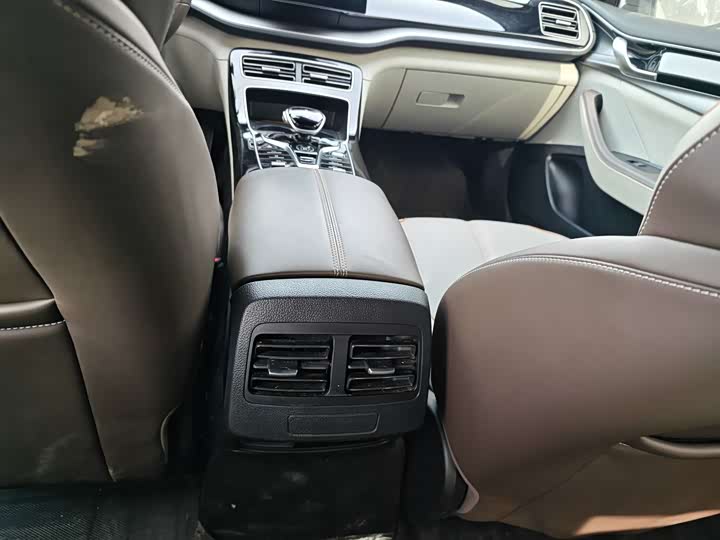 Фото 8 - BYD Qin Plus