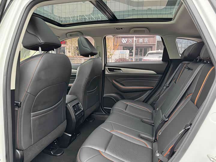 Фото 8 - Haval F7