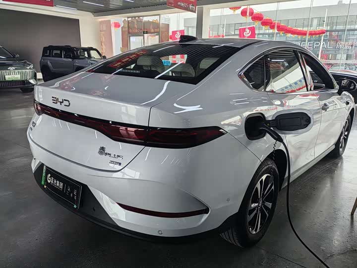 Фото 6 - BYD Qin Plus