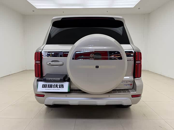 Фото 5 - Tank 500 Hybrid