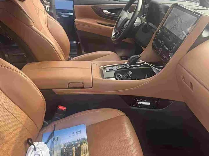 Фото 2 - Toyota Alphard