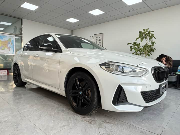 Фото 5 - BMW 1 Series