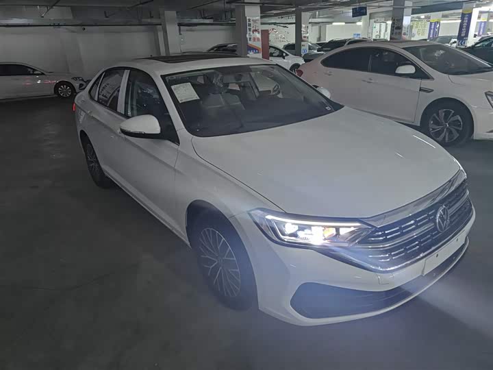 Фото 4 - Volkswagen Sagitar L