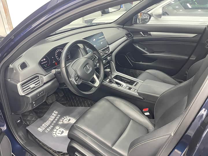 Фото 7 - Honda Inspire