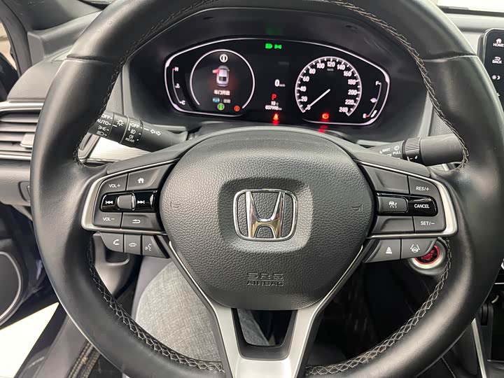 Фото 9 - Honda Inspire